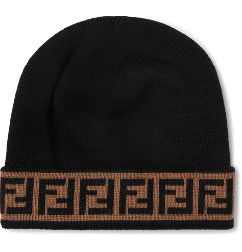 mens fendi beanie